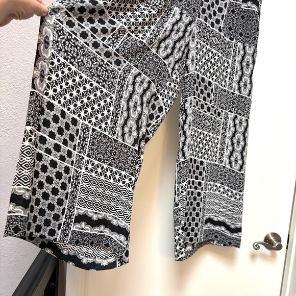 ROSE + OLIVE Black White Print Wide Leg Pants Size XL Elastic Waist Soft BOHO - Picture 4 of 7